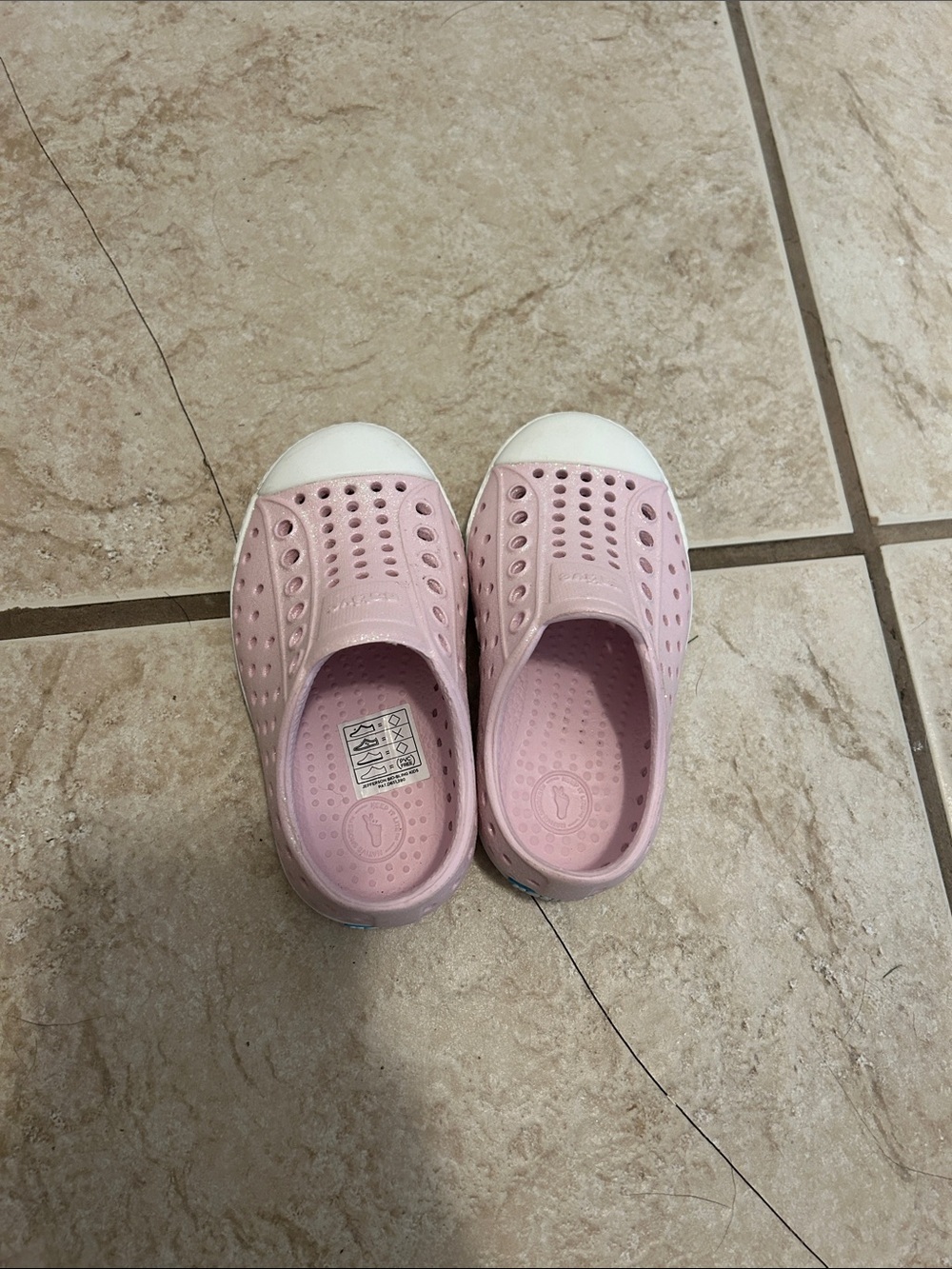 Kids native Slip-On Water Resistant Shoes - glitter Pink